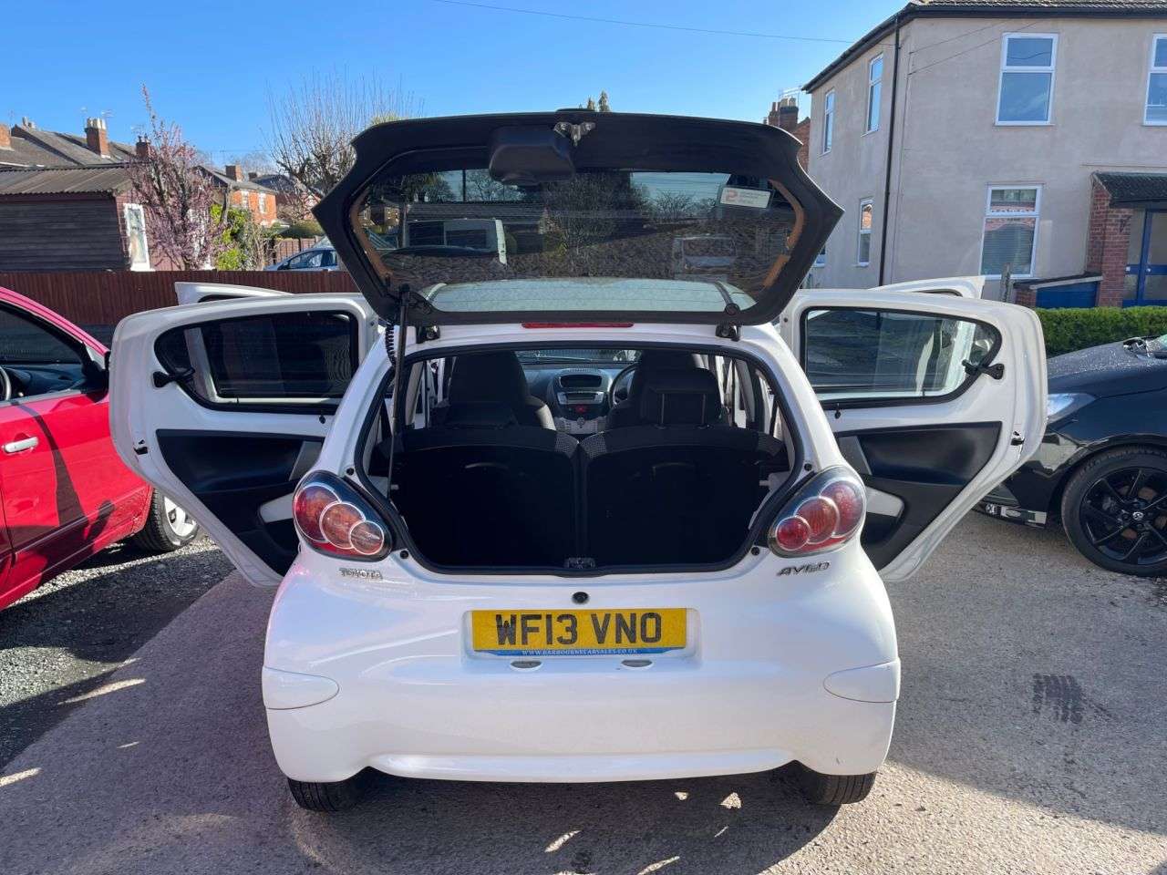 A 2013 TOYOTA AYGO 1.0 VVT-i Fire Hatchback 5dr Petrol Manual Euro 5 (67 ps) A 2013 TOYOTA AYGO 1.0 VVT-i Fire Hatchback 5dr Petrol Manual Euro 5 (67 ps)
