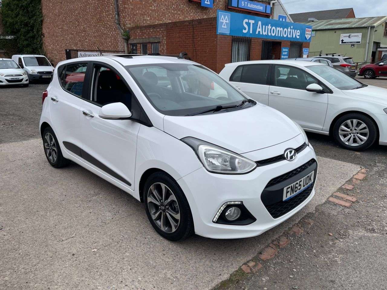 2015 HYUNDAI I10 2015 HYUNDAI I10
