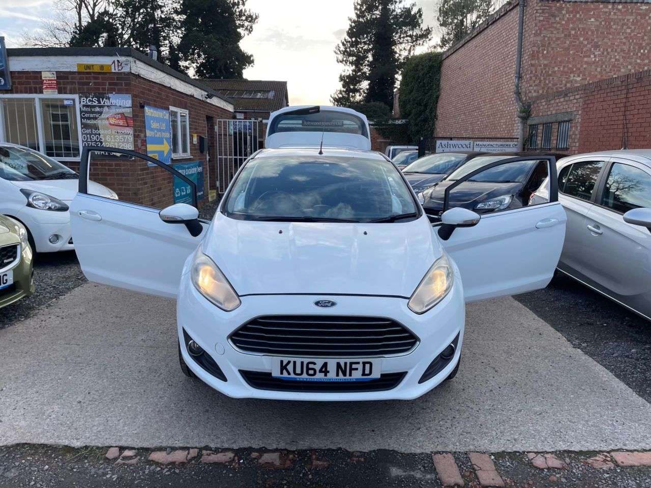 2014 FORD FIESTA 2014 FORD FIESTA