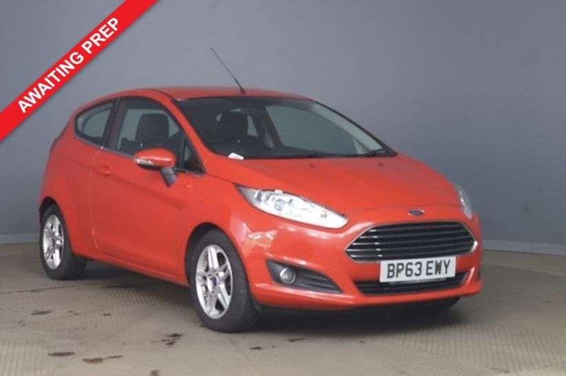 A 2014 FORD FIESTA 1.25 Zetec Hatchback 3dr Petrol Manual Euro 5 (82 ps) A 2014 FORD FIESTA 1.25 Zetec Hatchback 3dr Petrol Manual Euro 5 (82 ps)