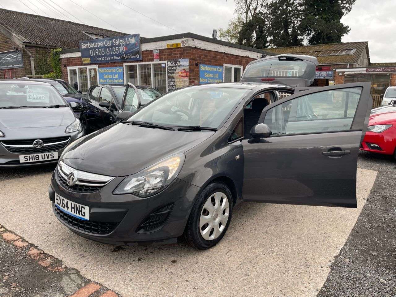 A 2014 VAUXHALL CORSA 1.4 16V Design Hatchback 5dr Petrol Manual Euro 5 (A/C) (100 ps) A 2014 VAUXHALL CORSA 1.4 16V Design Hatchback 5dr Petrol Manual Euro 5 (A/C) (100 ps)