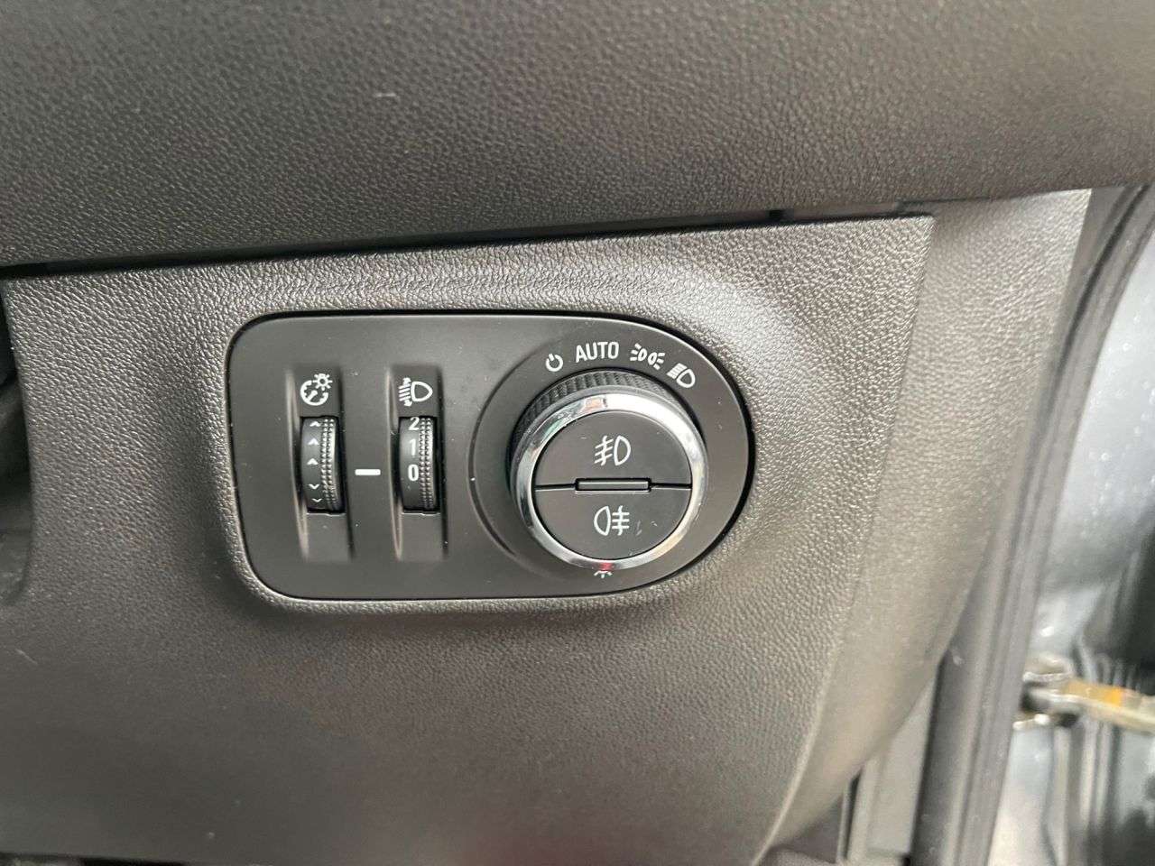 2018 VAUXHALL CORSA 2018 VAUXHALL CORSA