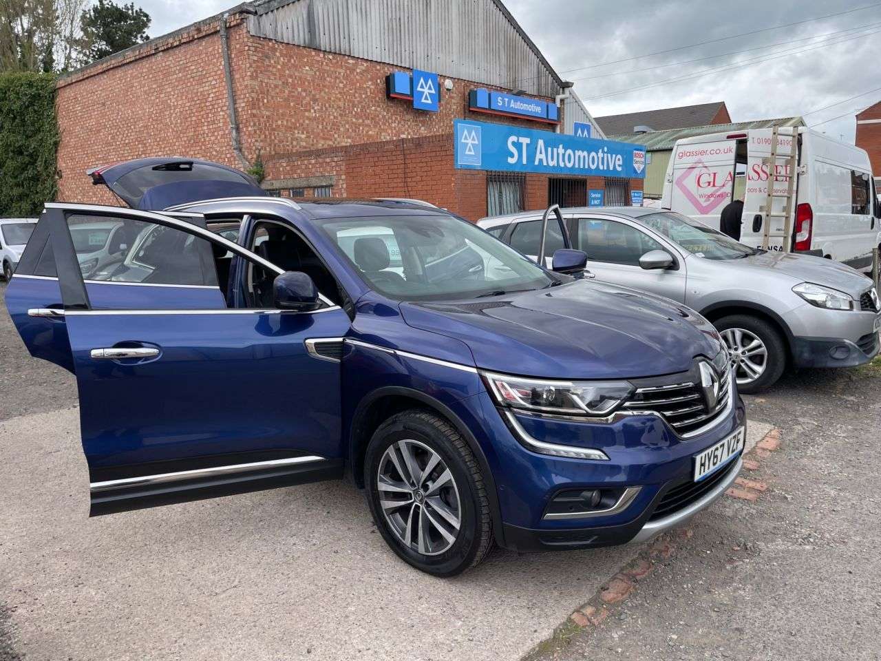 2017 RENAULT KOLEOS 2017 RENAULT KOLEOS