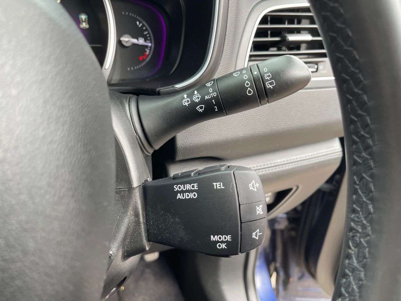 2017 RENAULT KOLEOS 2017 RENAULT KOLEOS