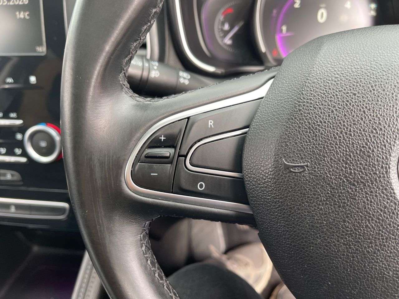 2017 RENAULT KOLEOS 2017 RENAULT KOLEOS