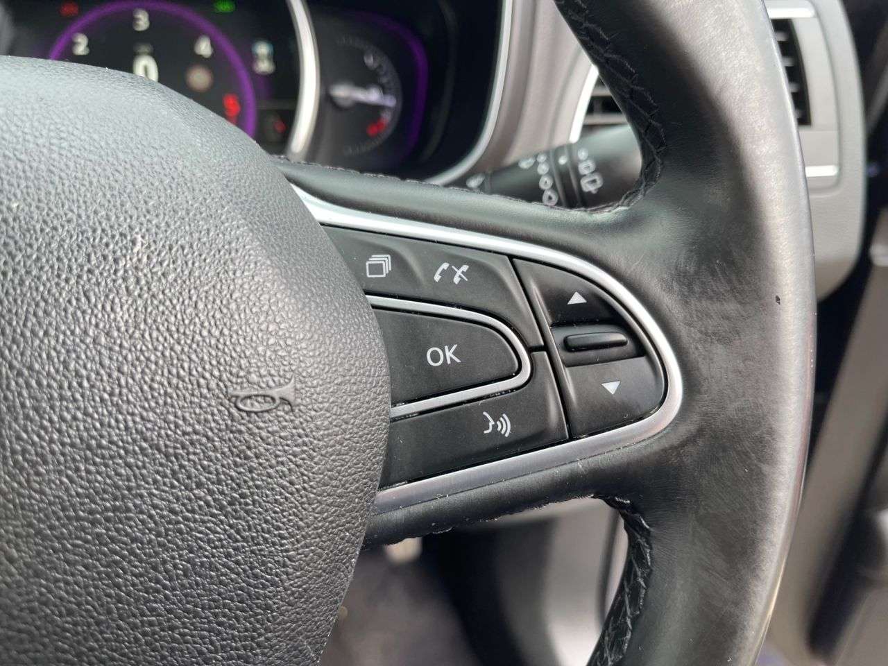 2017 RENAULT KOLEOS 2017 RENAULT KOLEOS