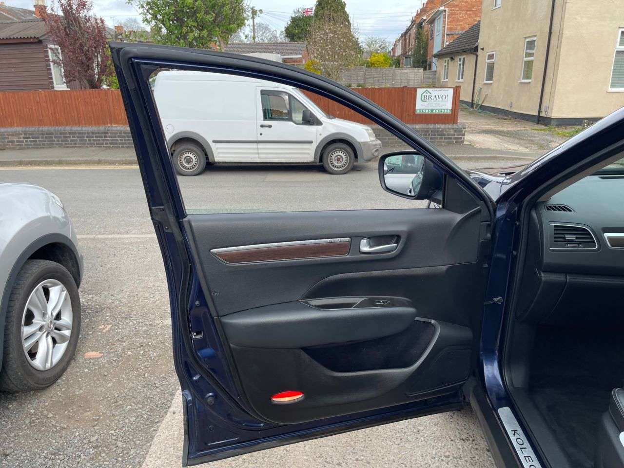 2017 RENAULT KOLEOS 2017 RENAULT KOLEOS