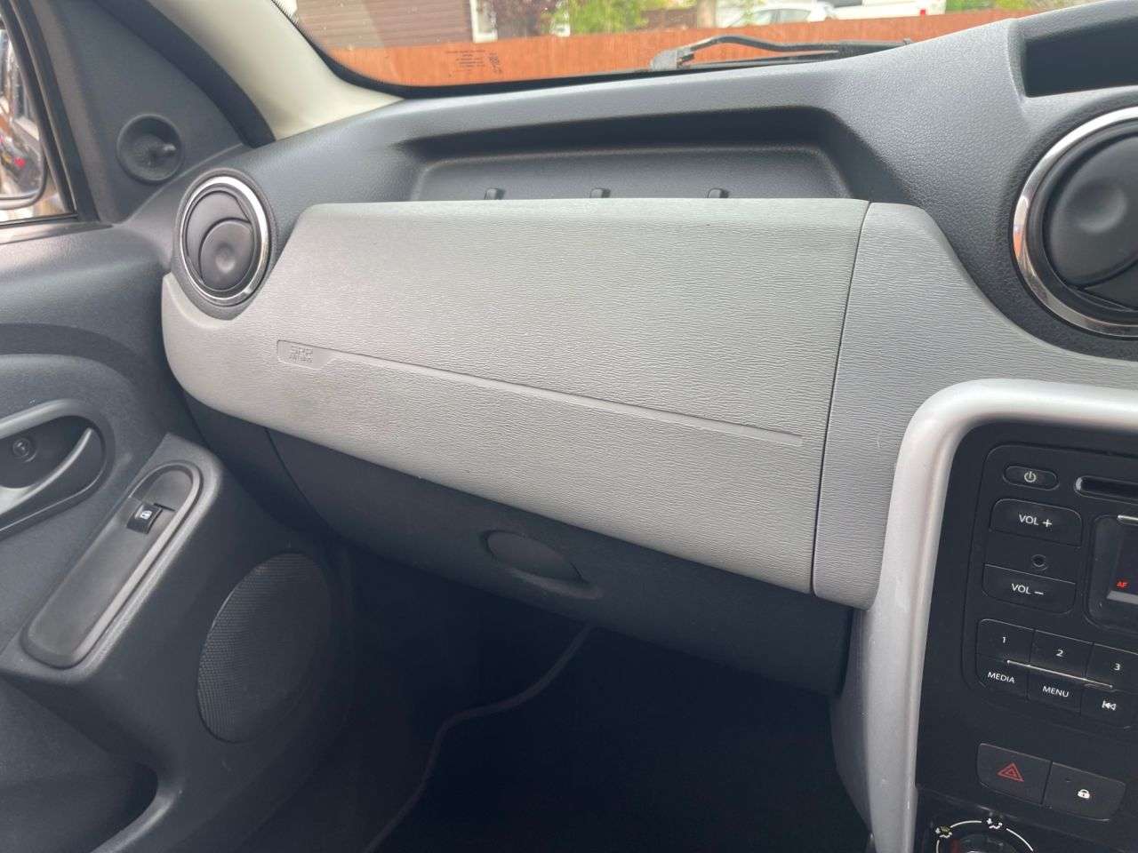 2015 DACIA DUSTER 2015 DACIA DUSTER