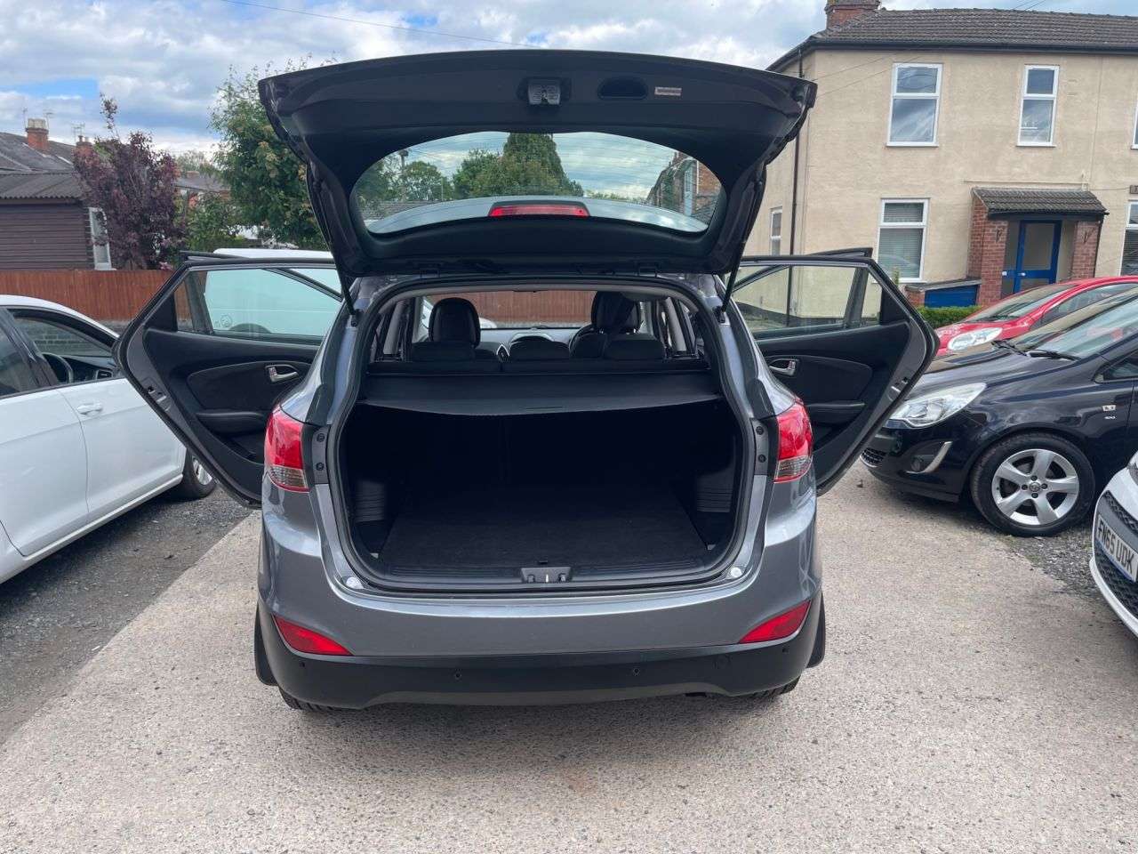A 2012 HYUNDAI IX35 1.6 GDi Style SUV 5dr Petrol Manual Euro 5 (135 ps) A 2012 HYUNDAI IX35 1.6 GDi Style SUV 5dr Petrol Manual Euro 5 (135 ps)