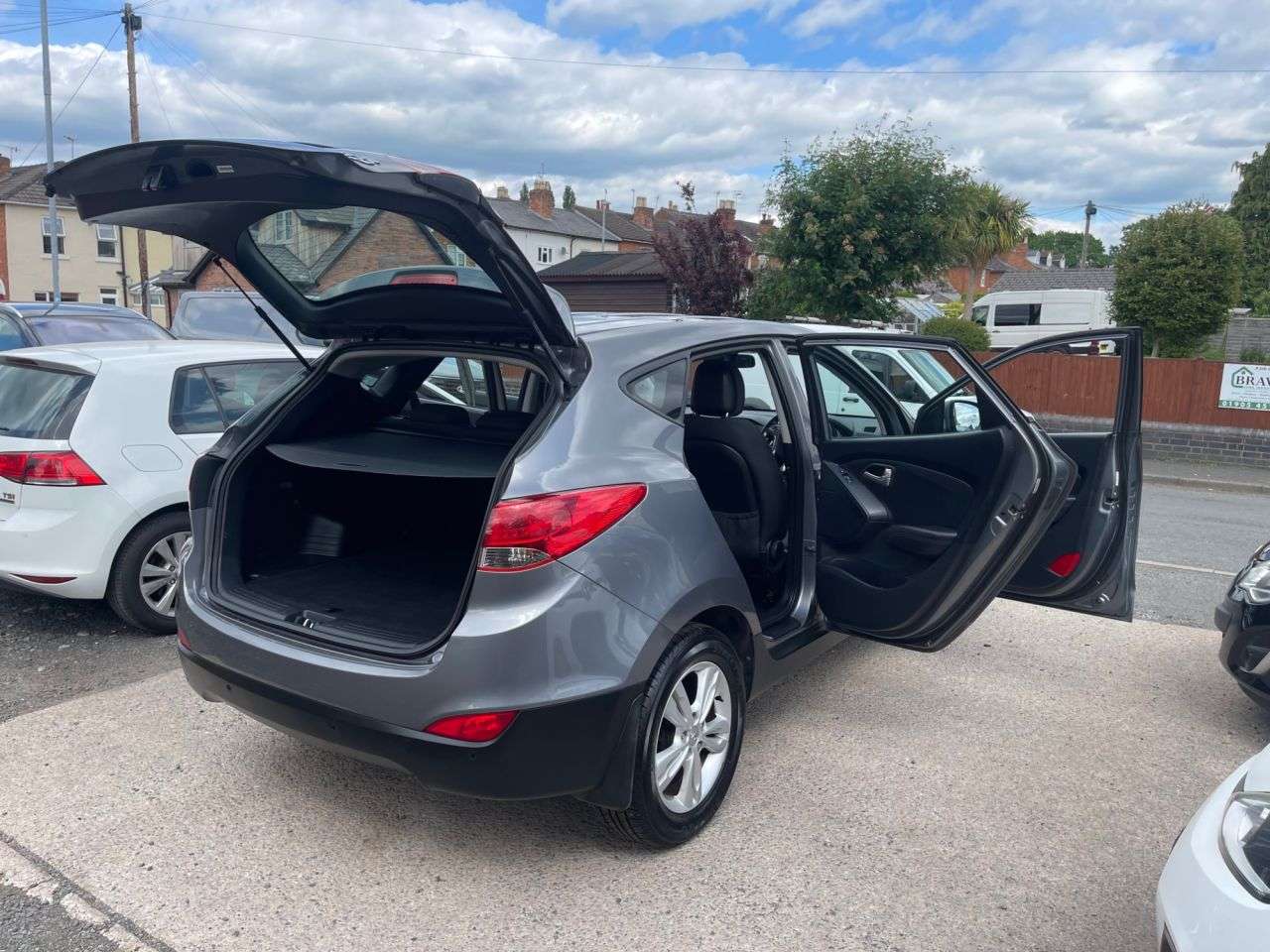 A 2012 HYUNDAI IX35 1.6 GDi Style SUV 5dr Petrol Manual Euro 5 (135 ps) A 2012 HYUNDAI IX35 1.6 GDi Style SUV 5dr Petrol Manual Euro 5 (135 ps)