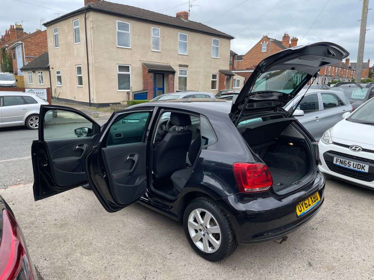 A 2012 VOLKSWAGEN POLO 1.4 Match Hatchback 5dr Petrol Manual Euro 5 (85 ps) A 2012 VOLKSWAGEN POLO 1.4 Match Hatchback 5dr Petrol Manual Euro 5 (85 ps)