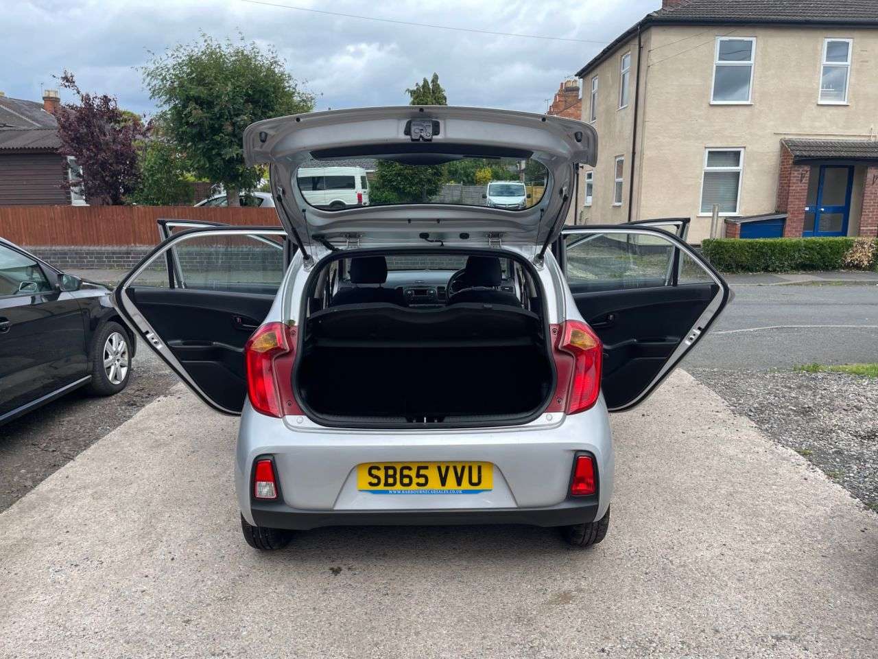 A 2015 KIA PICANTO 1.0 1 Hatchback 5dr Petrol Manual Euro 5 (68 bhp) A 2015 KIA PICANTO 1.0 1 Hatchback 5dr Petrol Manual Euro 5 (68 bhp)