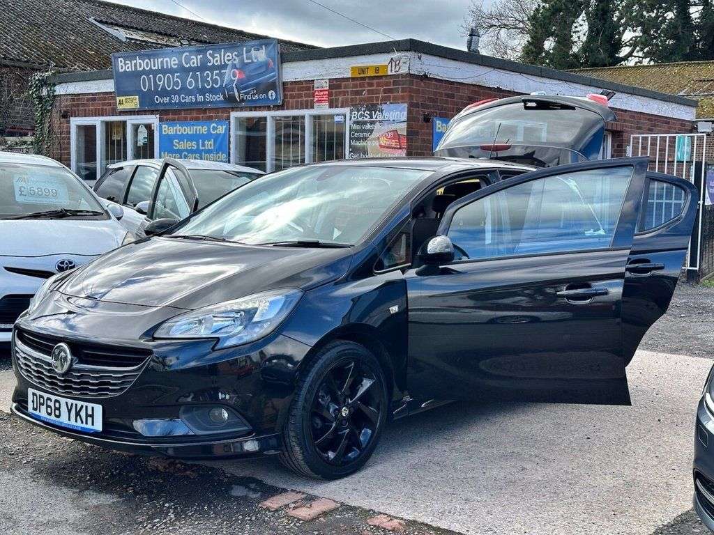 A 2018 VAUXHALL CORSA 1.4i ecoTEC SRi VX Line Nav Black Hatchback 5dr Petrol Manual Euro 6 (90 ps A 2018 VAUXHALL CORSA 1.4i ecoTEC SRi VX Line Nav Black Hatchback 5dr Petrol Manual Euro 6 (90 ps
