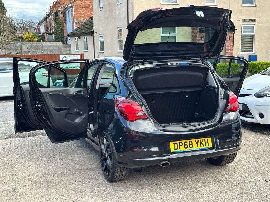 A 2018 VAUXHALL CORSA 1.4i ecoTEC SRi VX Line Nav Black Hatchback 5dr Petrol Manual Euro 6 (90 ps A 2018 VAUXHALL CORSA 1.4i ecoTEC SRi VX Line Nav Black Hatchback 5dr Petrol Manual Euro 6 (90 ps
