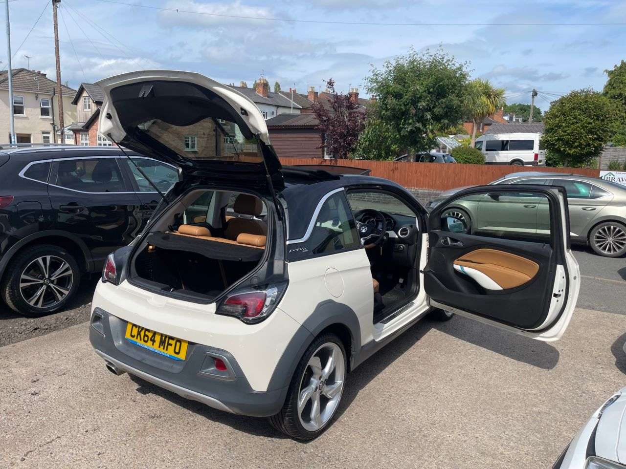 A 2014 VAUXHALL ADAM 1.4 16v ROCKS AIR Hatchback 3dr Petrol Manual Euro 5 (87 ps) A 2014 VAUXHALL ADAM 1.4 16v ROCKS AIR Hatchback 3dr Petrol Manual Euro 5 (87 ps)