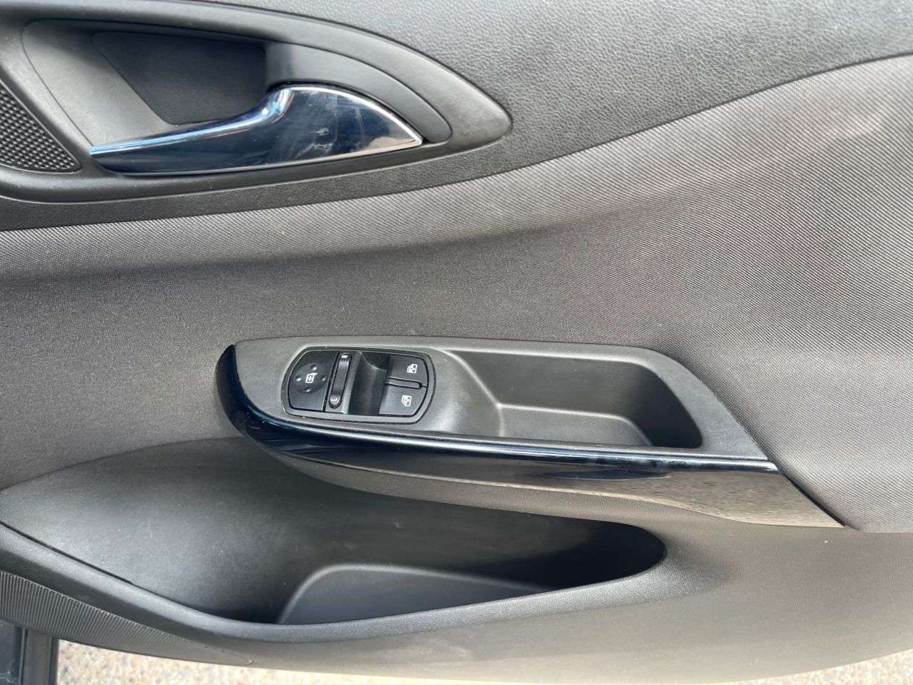 2015 VAUXHALL CORSA 2015 VAUXHALL CORSA