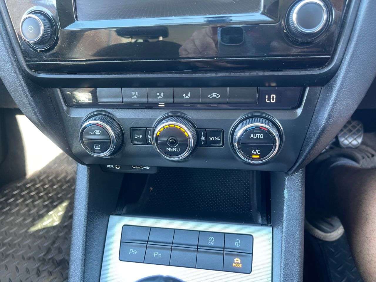 2015 SKODA OCTAVIA 2015 SKODA OCTAVIA