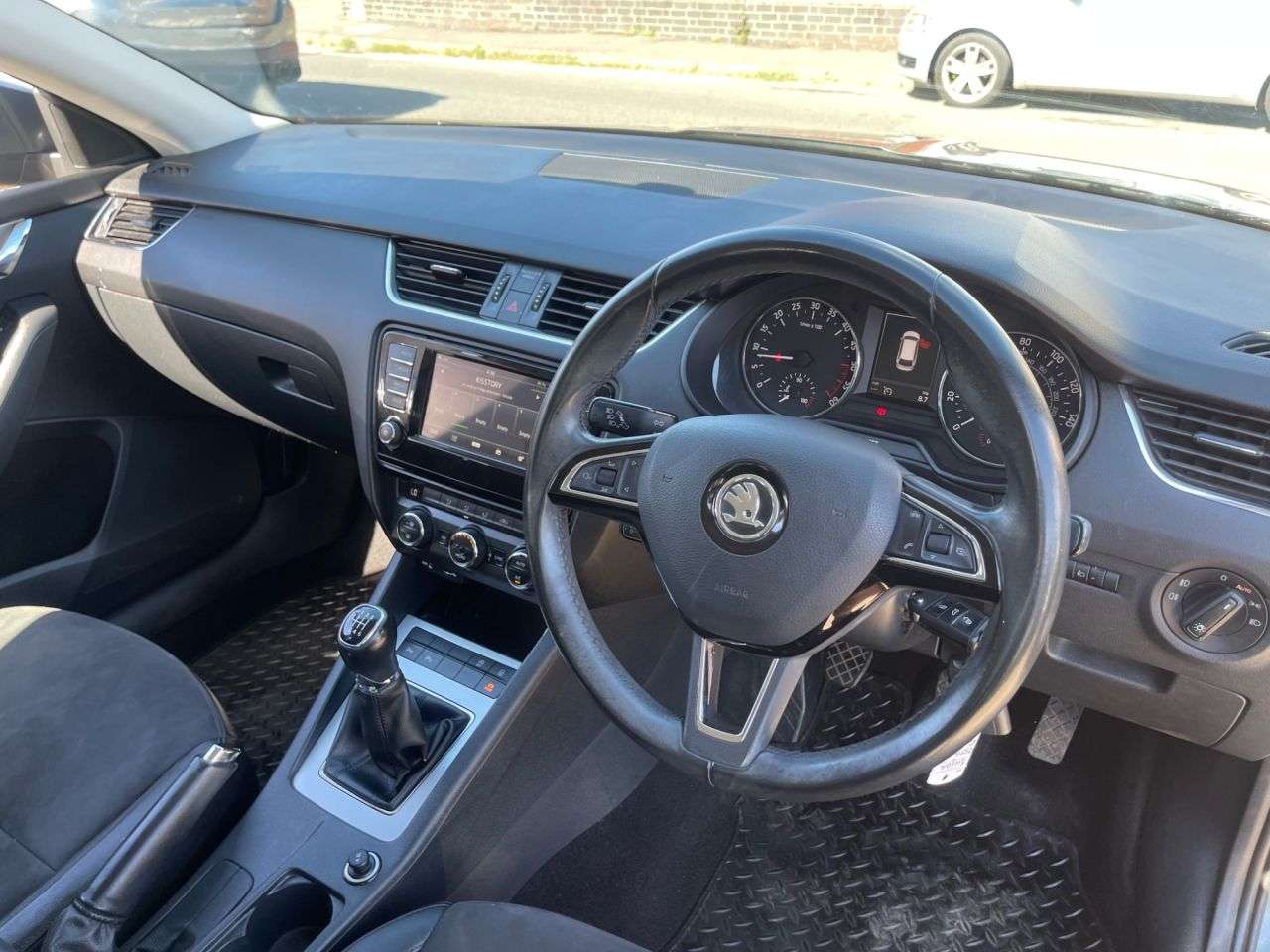 2015 SKODA OCTAVIA 2015 SKODA OCTAVIA