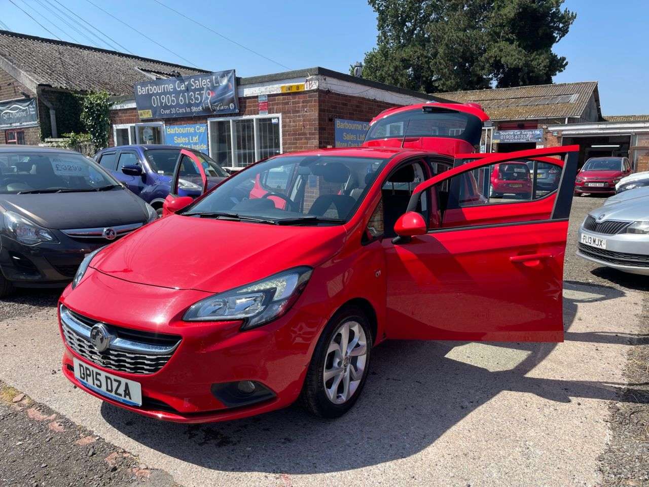 A 2015 VAUXHALL CORSA 1.4i ecoFLEX Excite Hatchback 5dr Petrol Manual Euro 6 (a/c) (90 ps) A 2015 VAUXHALL CORSA 1.4i ecoFLEX Excite Hatchback 5dr Petrol Manual Euro 6 (a/c) (90 ps)