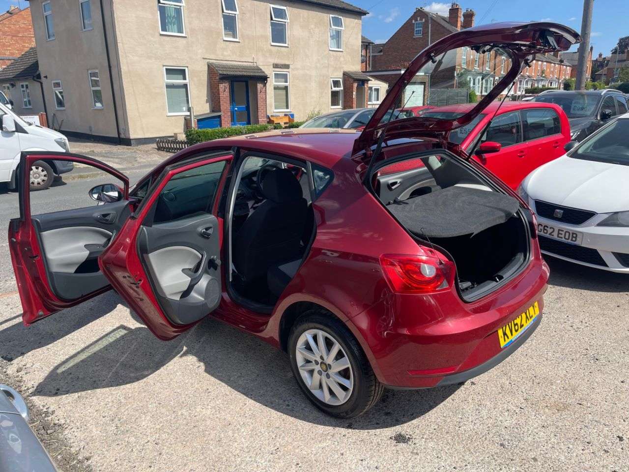A 2012 SEAT IBIZA 1.4 SE Hatchback 5dr Petrol Manual Euro 5 (85 ps) A 2012 SEAT IBIZA 1.4 SE Hatchback 5dr Petrol Manual Euro 5 (85 ps)
