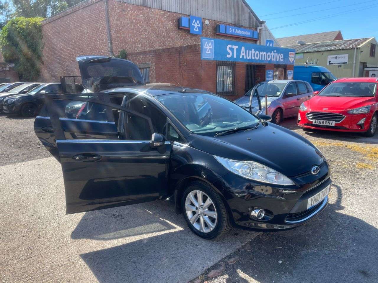 2010 FORD FIESTA 2010 FORD FIESTA