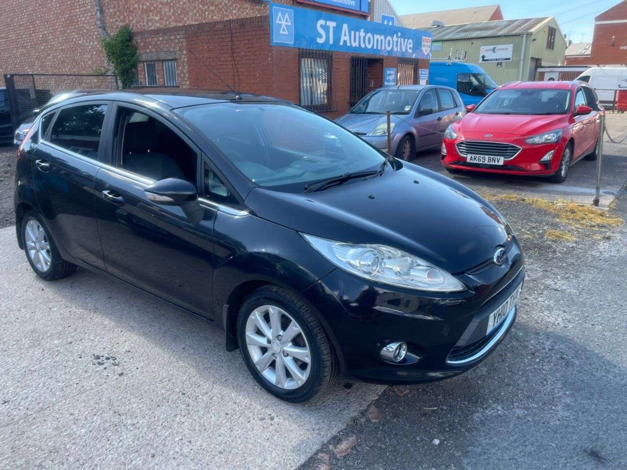 2010 FORD FIESTA 2010 FORD FIESTA