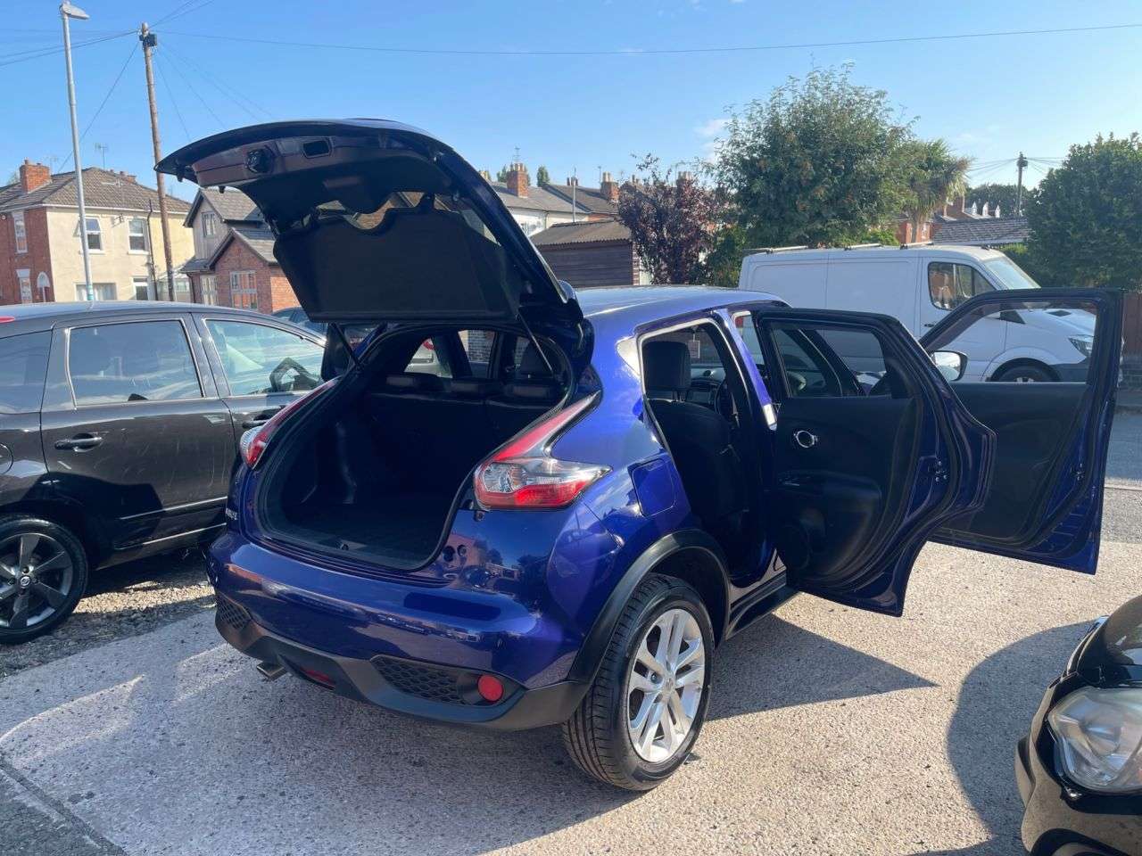 A 2016 NISSAN JUKE 1.5 dCi N-Connecta SUV 5dr Diesel Manual Euro 6 (s/s) (110 ps) A 2016 NISSAN JUKE 1.5 dCi N-Connecta SUV 5dr Diesel Manual Euro 6 (s/s) (110 ps)