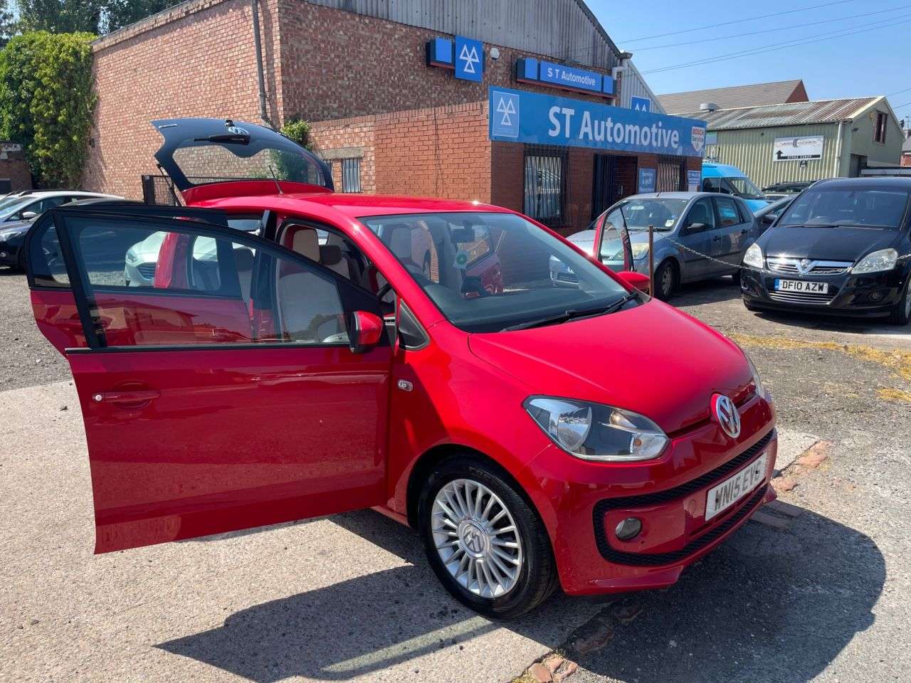 2015 VOLKSWAGEN UP! 2015 VOLKSWAGEN UP!