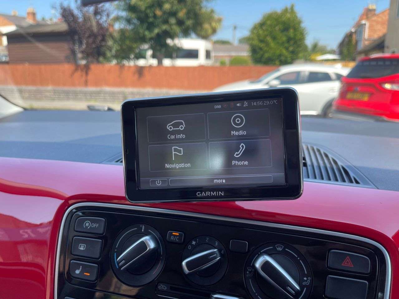 2015 VOLKSWAGEN UP! 2015 VOLKSWAGEN UP!
