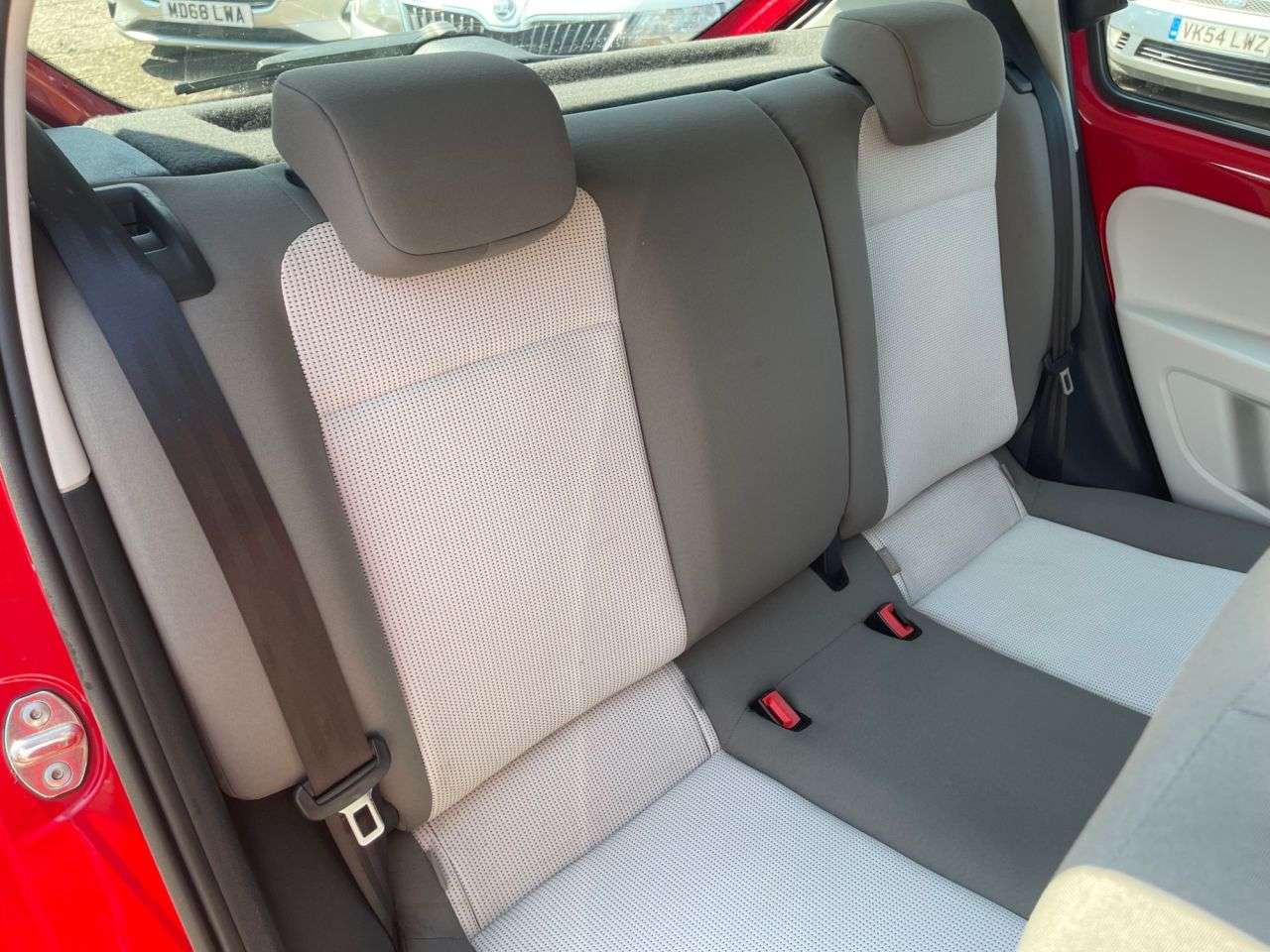 2015 VOLKSWAGEN UP! 2015 VOLKSWAGEN UP!