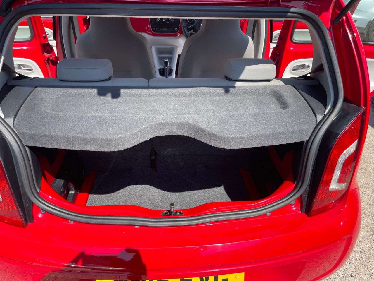 2015 VOLKSWAGEN UP! 2015 VOLKSWAGEN UP!