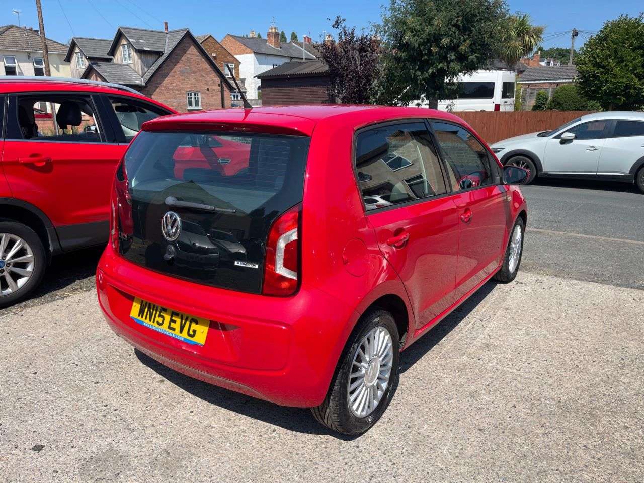 2015 VOLKSWAGEN UP! 2015 VOLKSWAGEN UP!