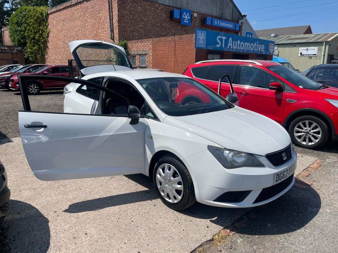 2012 SEAT IBIZA 2012 SEAT IBIZA