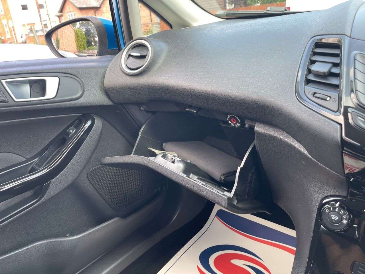 2012 FORD FIESTA 2012 FORD FIESTA