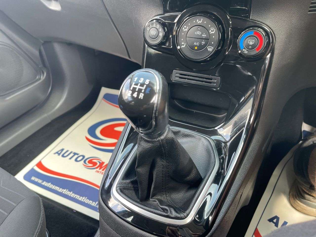 2012 FORD FIESTA 2012 FORD FIESTA