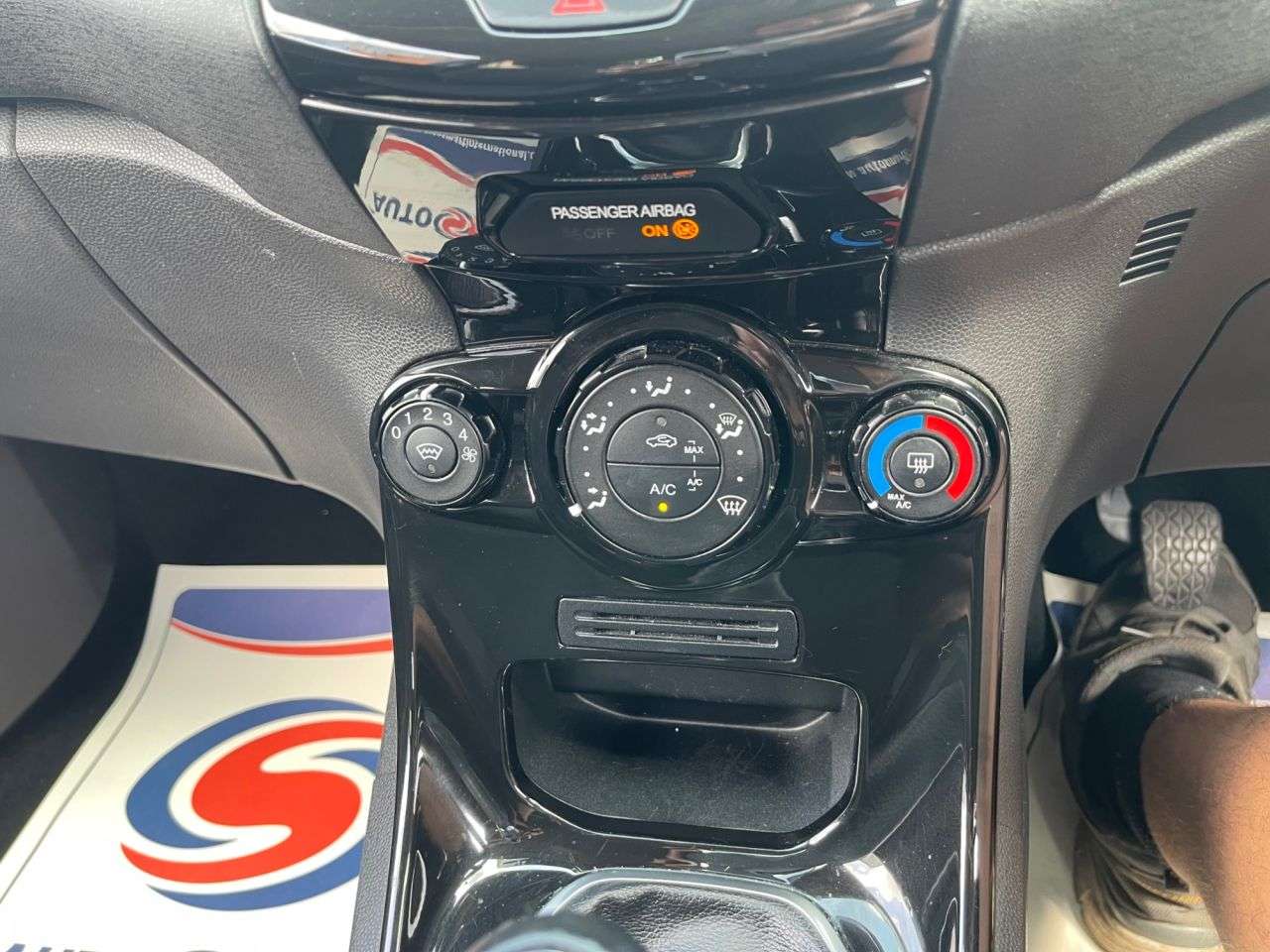 2012 FORD FIESTA 2012 FORD FIESTA