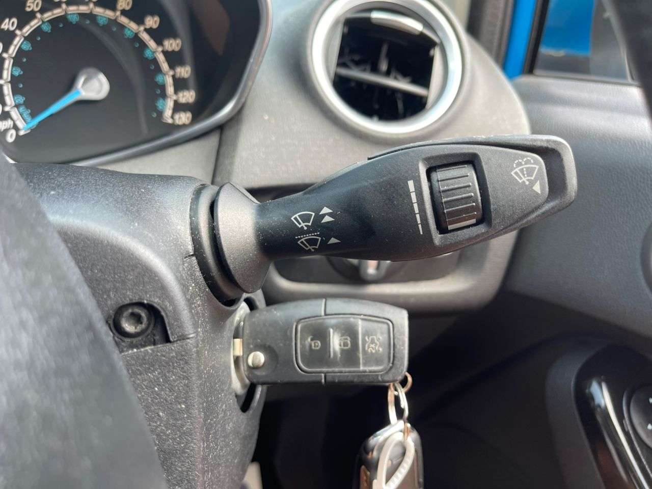 2012 FORD FIESTA 2012 FORD FIESTA
