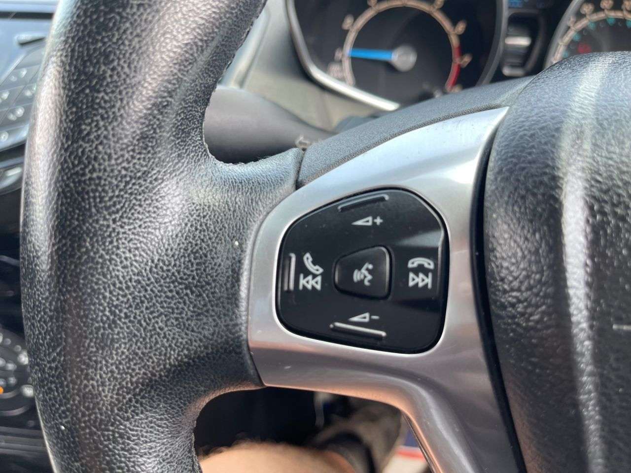 2012 FORD FIESTA 2012 FORD FIESTA