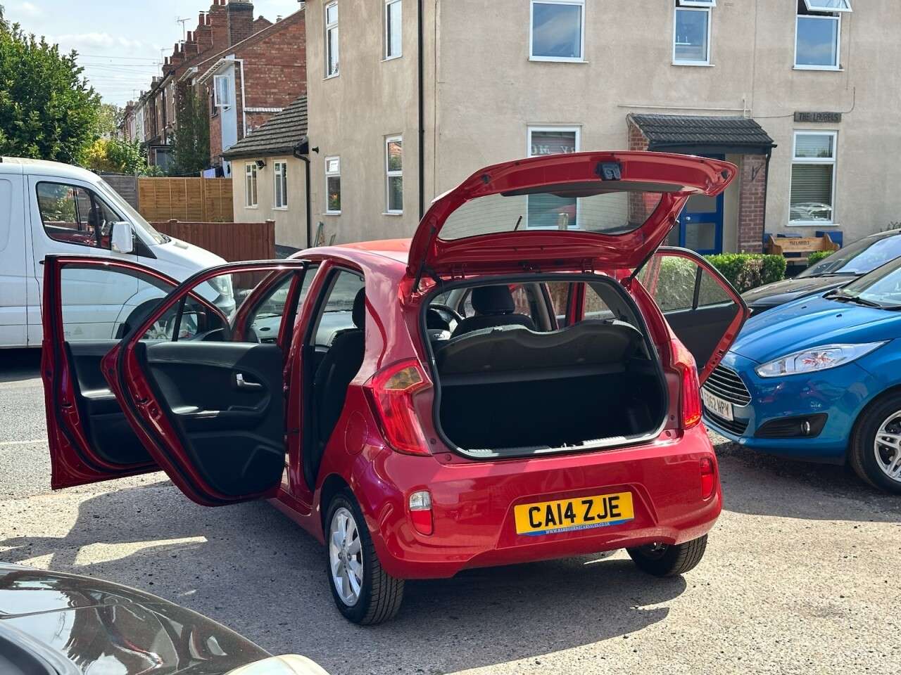 A 2014 KIA PICANTO 1.25 EcoDynamics 2 Hatchback 5dr Petrol Manual Euro 5 (s/s) (84 bhp) A 2014 KIA PICANTO 1.25 EcoDynamics 2 Hatchback 5dr Petrol Manual Euro 5 (s/s) (84 bhp)