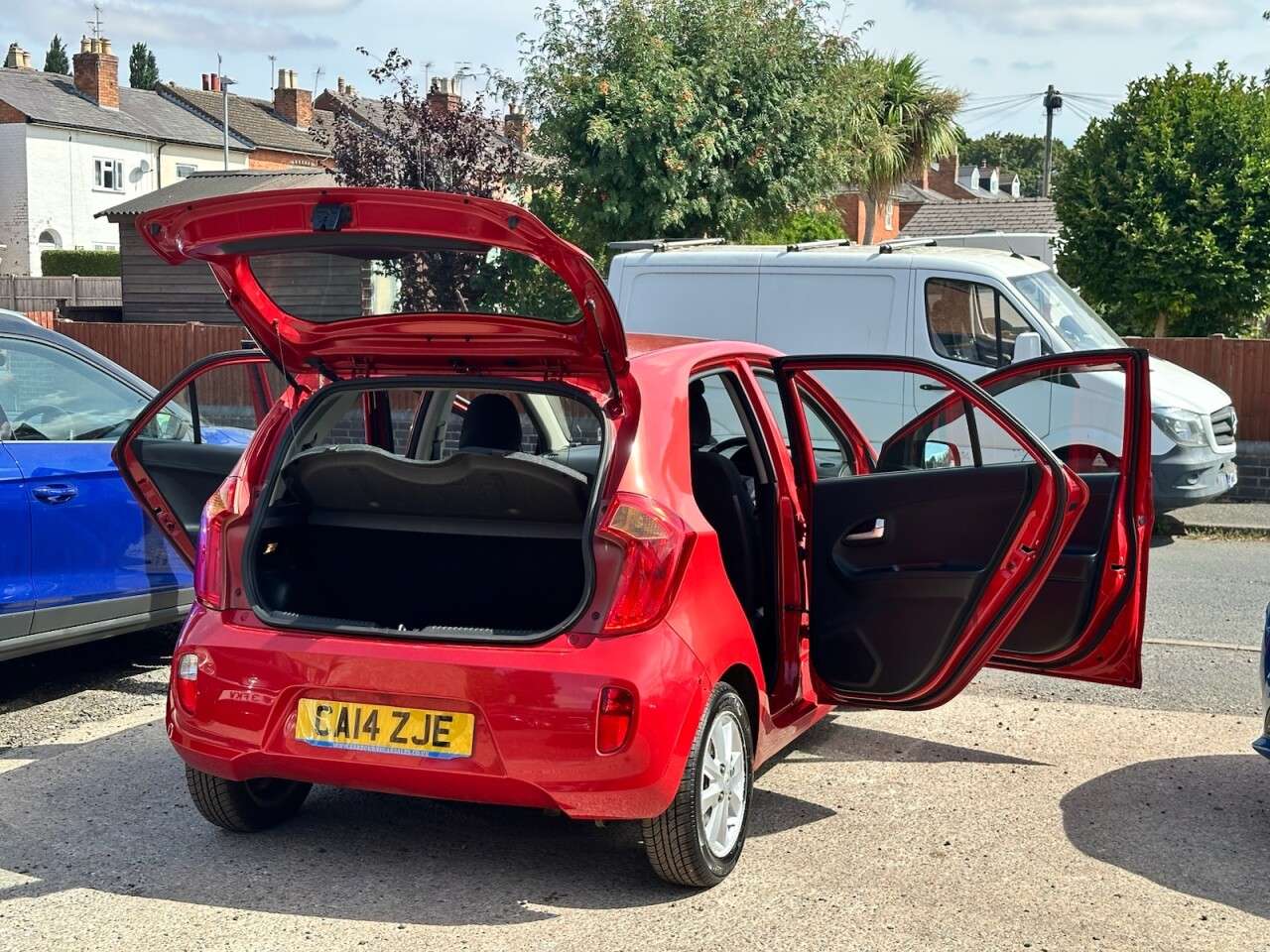 A 2014 KIA PICANTO 1.25 EcoDynamics 2 Hatchback 5dr Petrol Manual Euro 5 (s/s) (84 bhp) A 2014 KIA PICANTO 1.25 EcoDynamics 2 Hatchback 5dr Petrol Manual Euro 5 (s/s) (84 bhp)