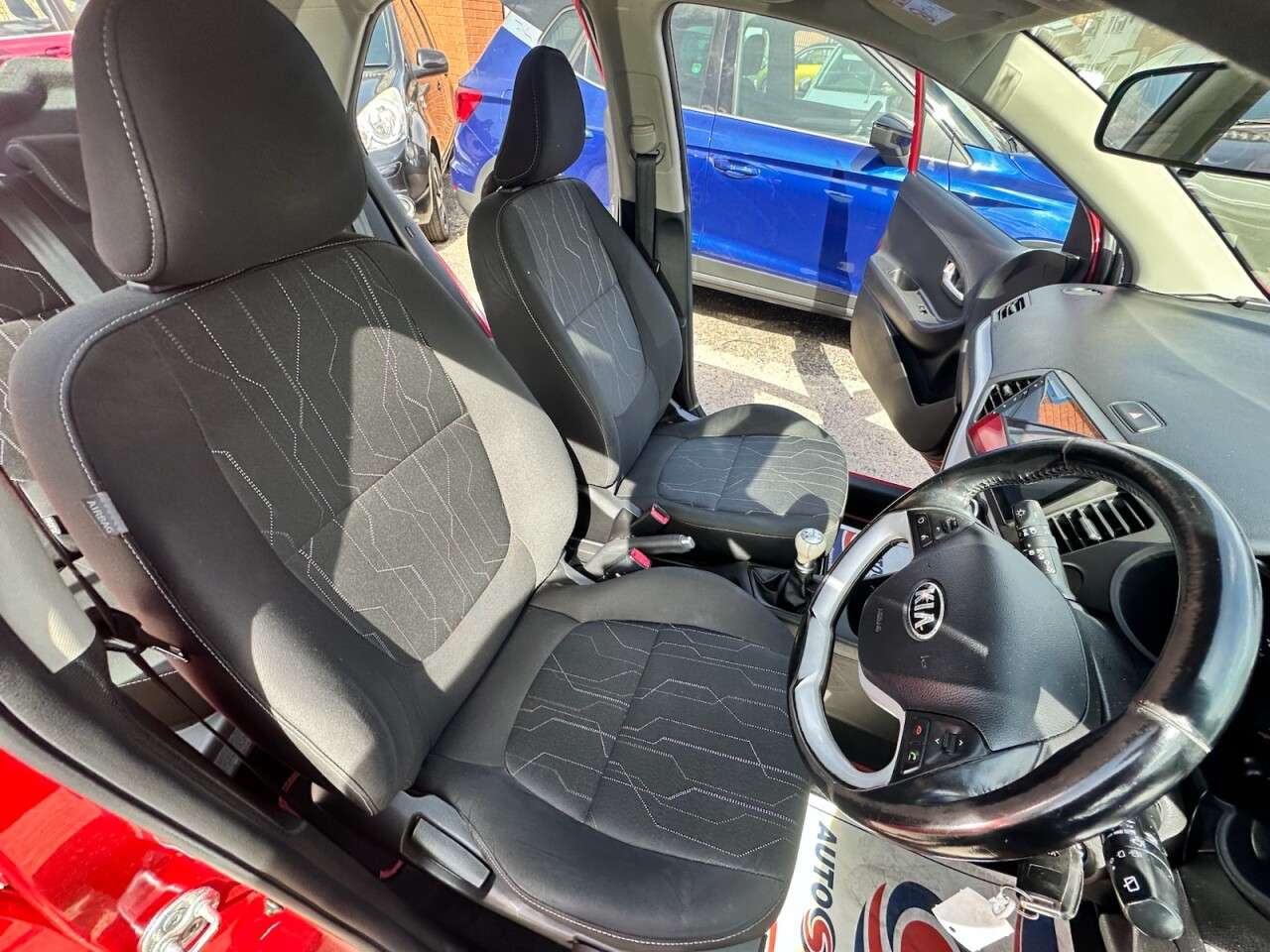 2014 KIA PICANTO 2014 KIA PICANTO