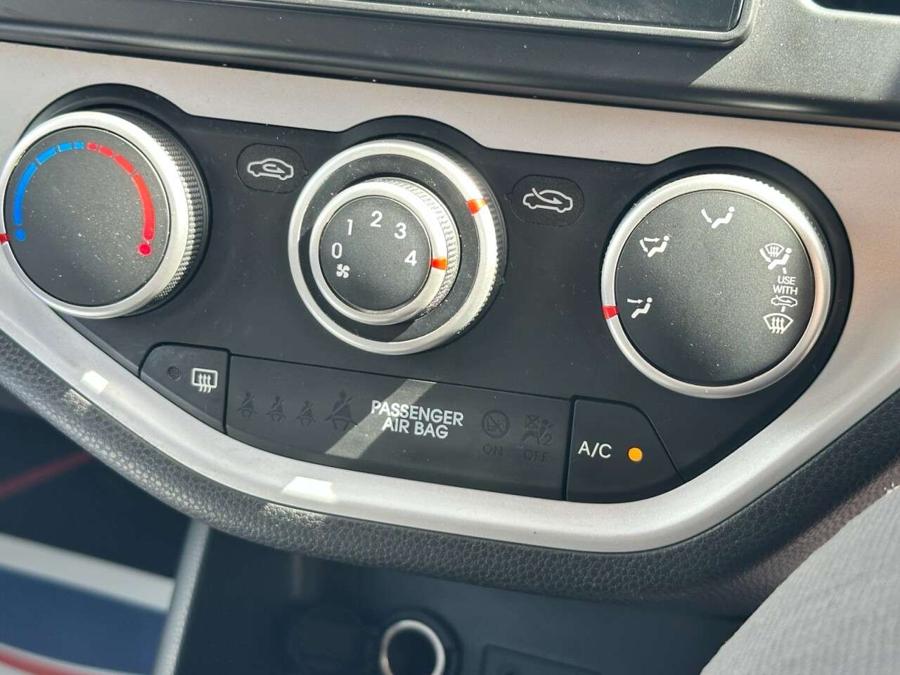 2014 KIA PICANTO 2014 KIA PICANTO