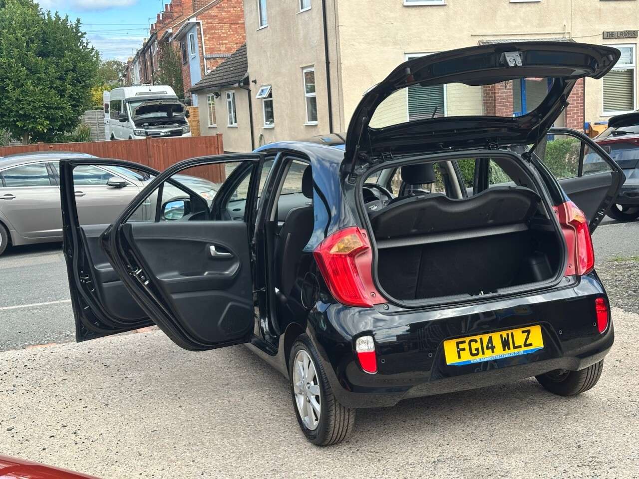 A 2014 KIA PICANTO 1.0 VR7 Hatchback 5dr Petrol Manual Euro 5 (68 bhp) A 2014 KIA PICANTO 1.0 VR7 Hatchback 5dr Petrol Manual Euro 5 (68 bhp)