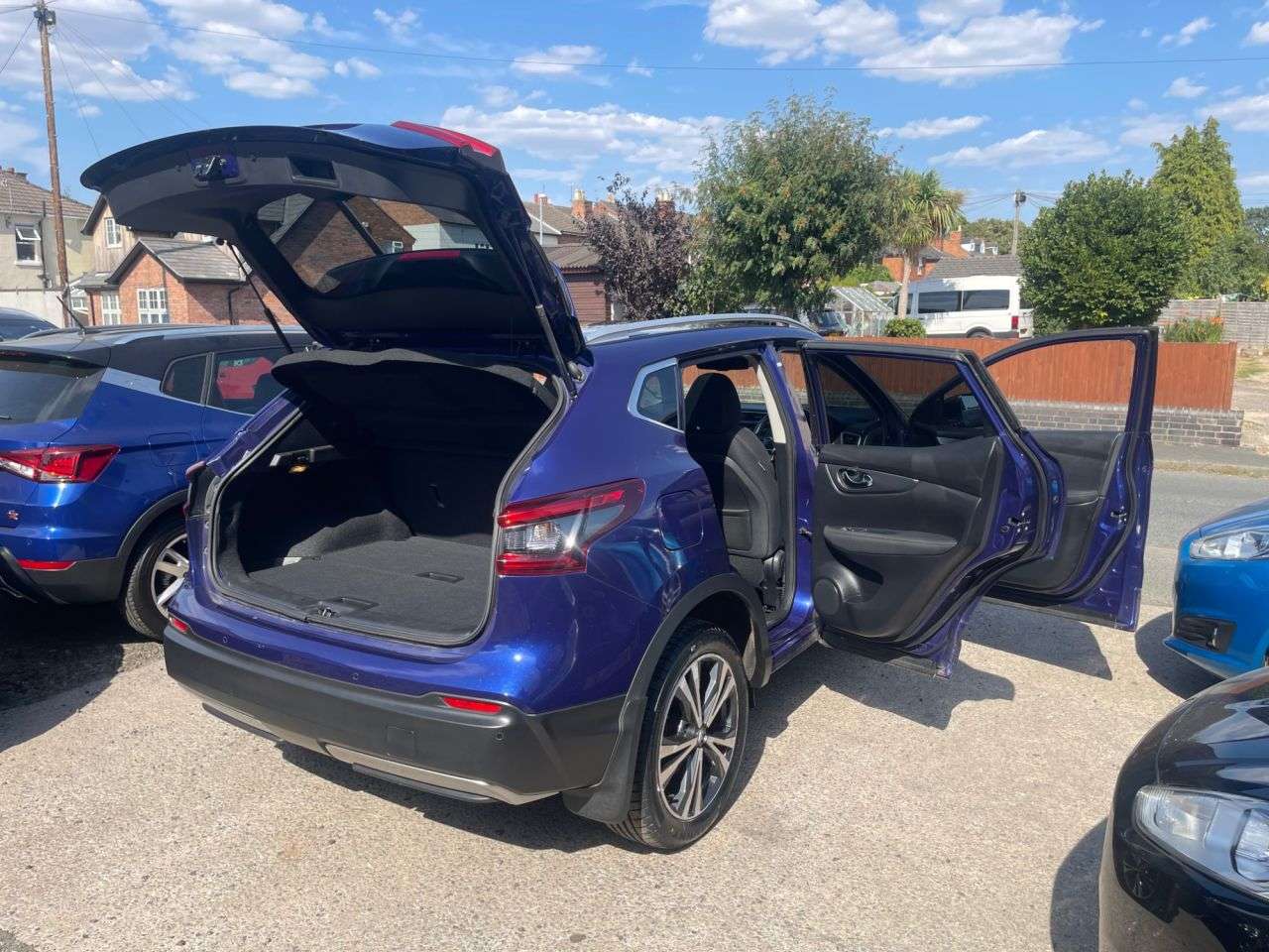 A 2018 NISSAN QASHQAI 1.5 dCi N-Connecta SUV 5dr Diesel Manual Euro 6 (s/s) (110 ps) A 2018 NISSAN QASHQAI 1.5 dCi N-Connecta SUV 5dr Diesel Manual Euro 6 (s/s) (110 ps)