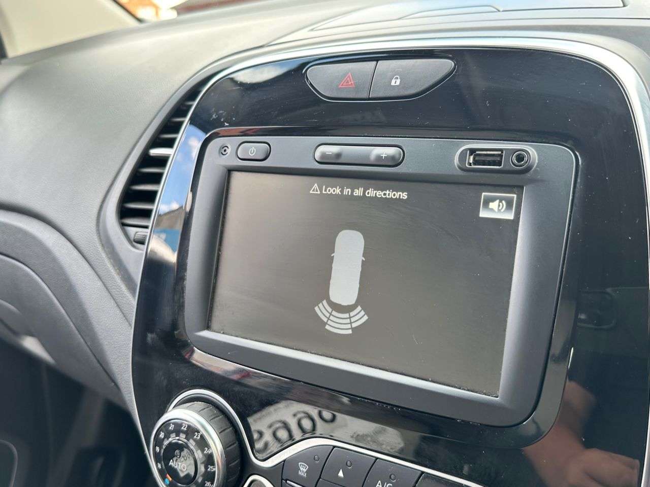 2019 RENAULT CAPTUR 2019 RENAULT CAPTUR