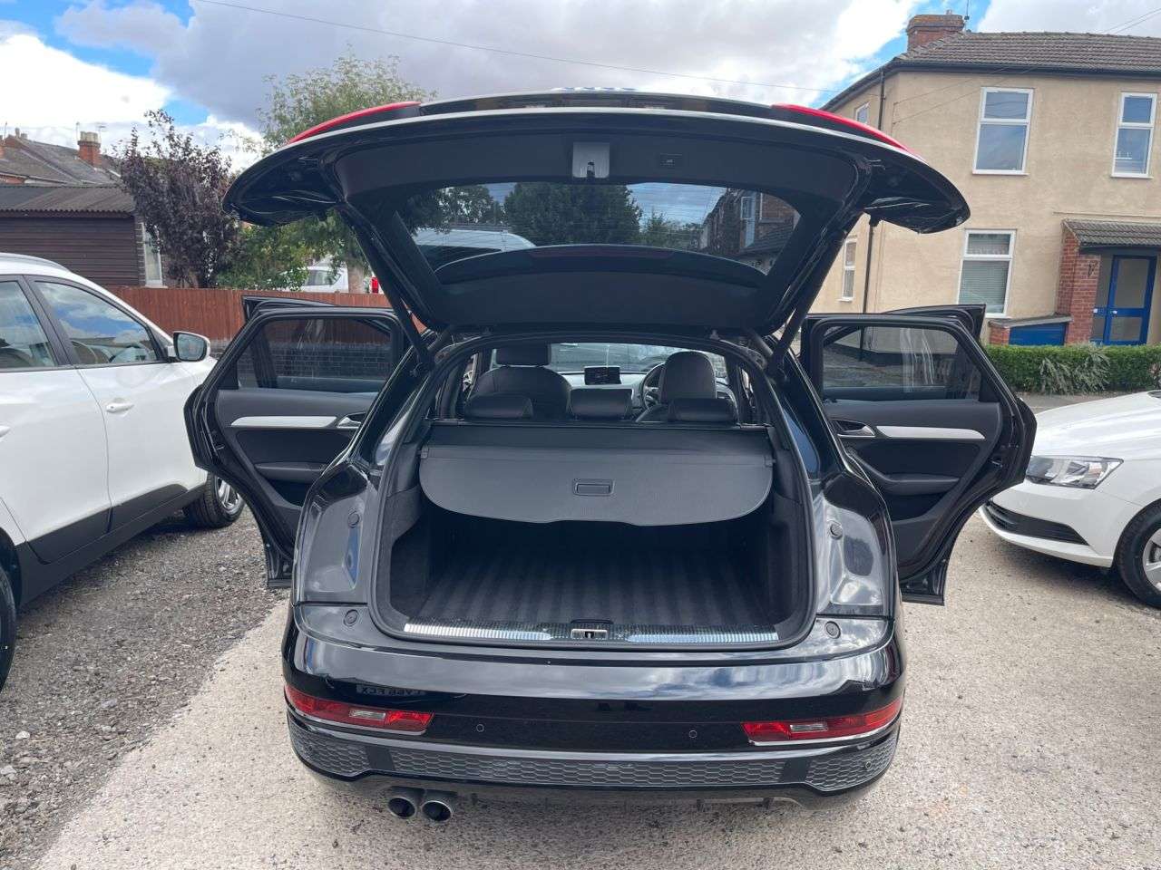 A 2015 AUDI Q3 2.0 TDI S line SUV 5dr Diesel Manual quattro Euro 6 (s/s) (184 ps) A 2015 AUDI Q3 2.0 TDI S line SUV 5dr Diesel Manual quattro Euro 6 (s/s) (184 ps)
