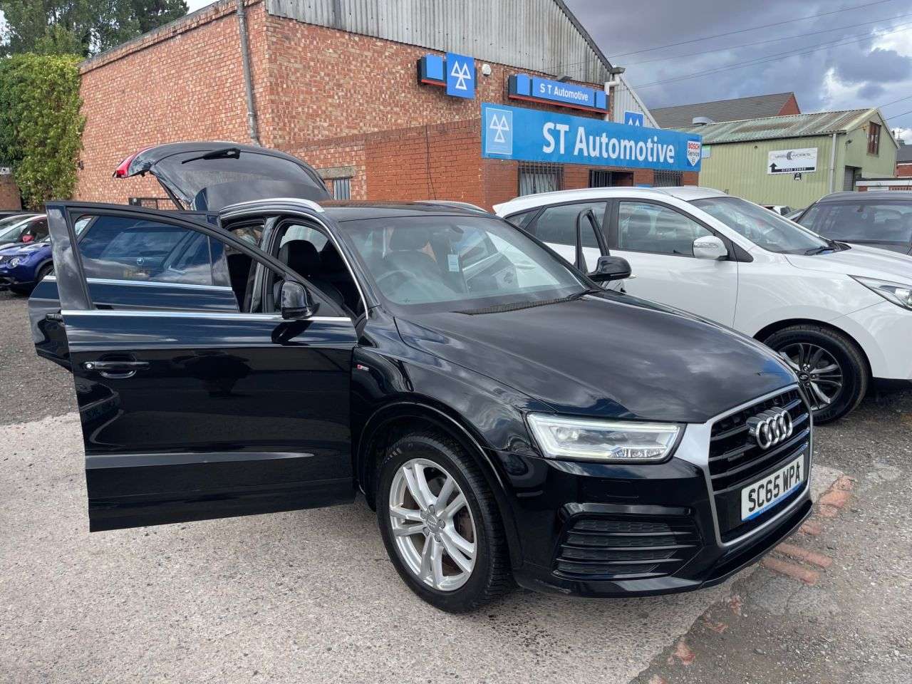 2015 AUDI Q3 2015 AUDI Q3