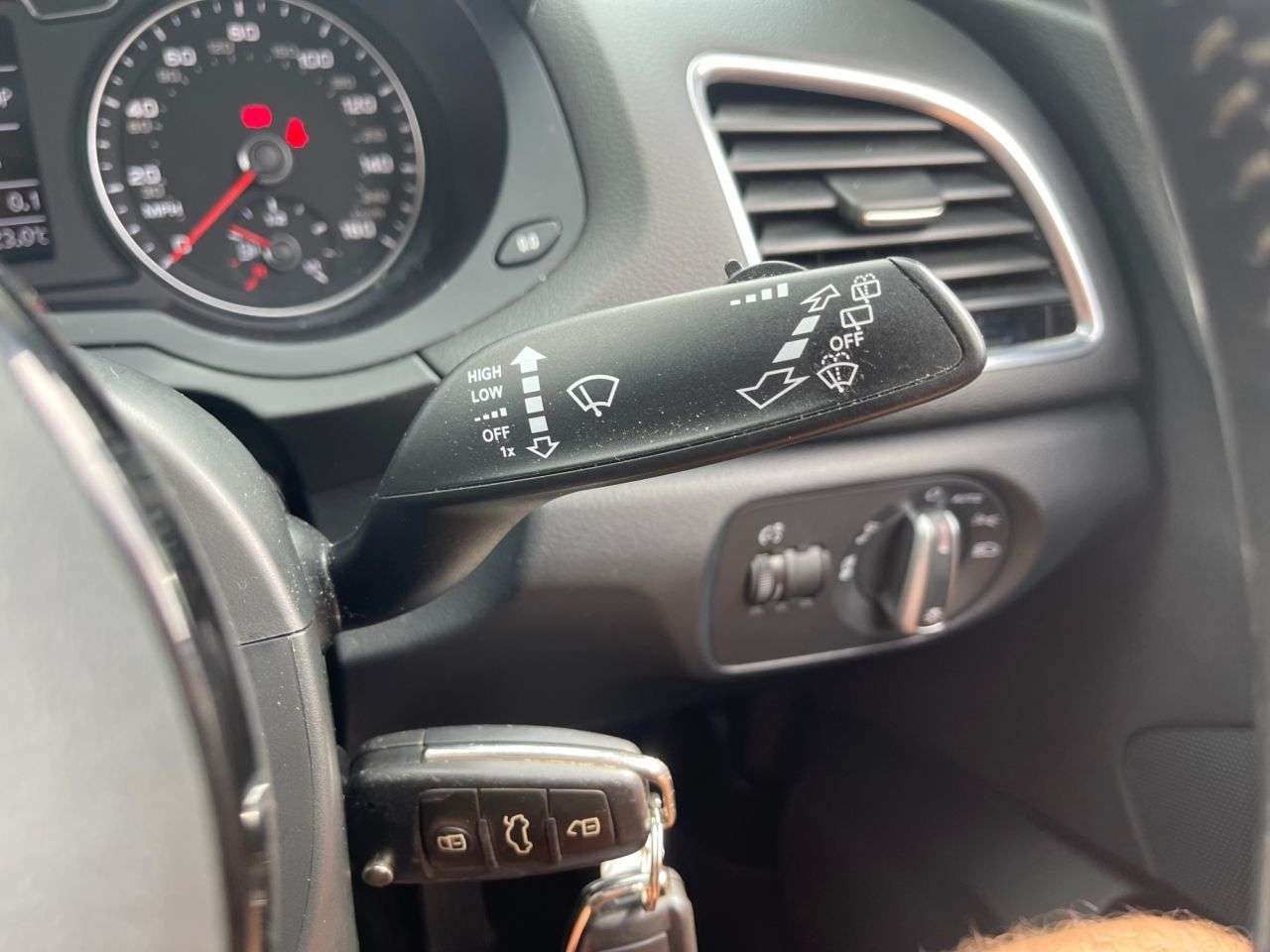 2015 AUDI Q3 2015 AUDI Q3