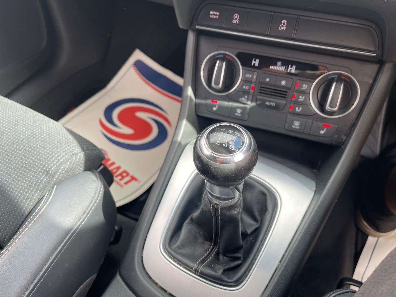 2015 AUDI Q3 2015 AUDI Q3