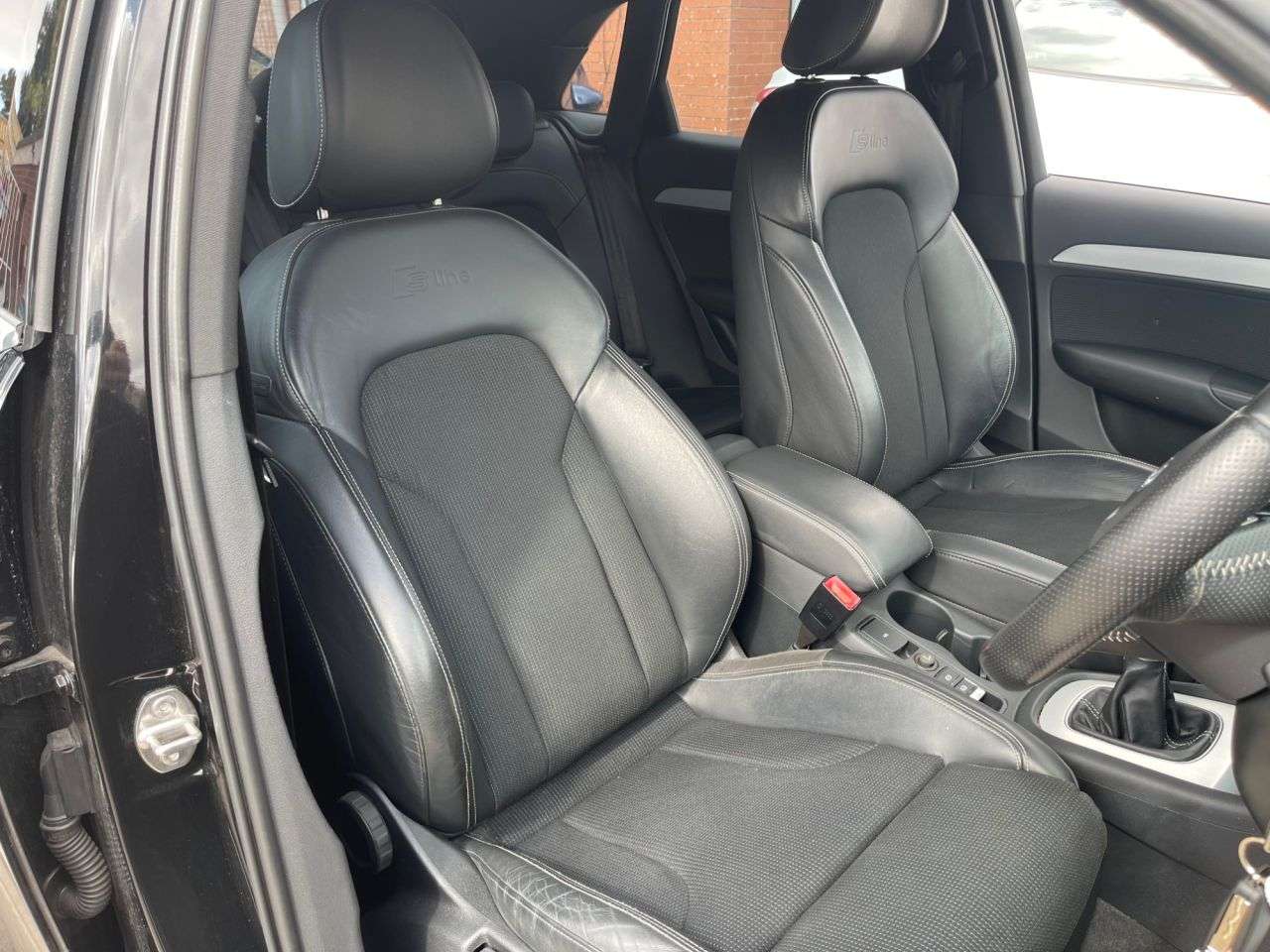 2015 AUDI Q3 2015 AUDI Q3